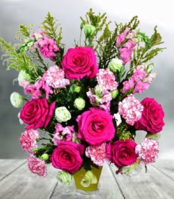 Gladiolas Bouquet with Rose and Carnation